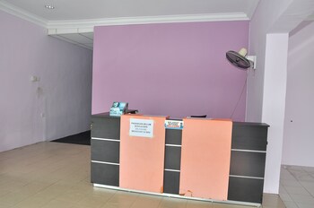 tanjak motel hostel