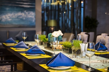 forest city marina hotel