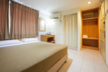 tang city hotel petaling street merdeka pnb 118 tower