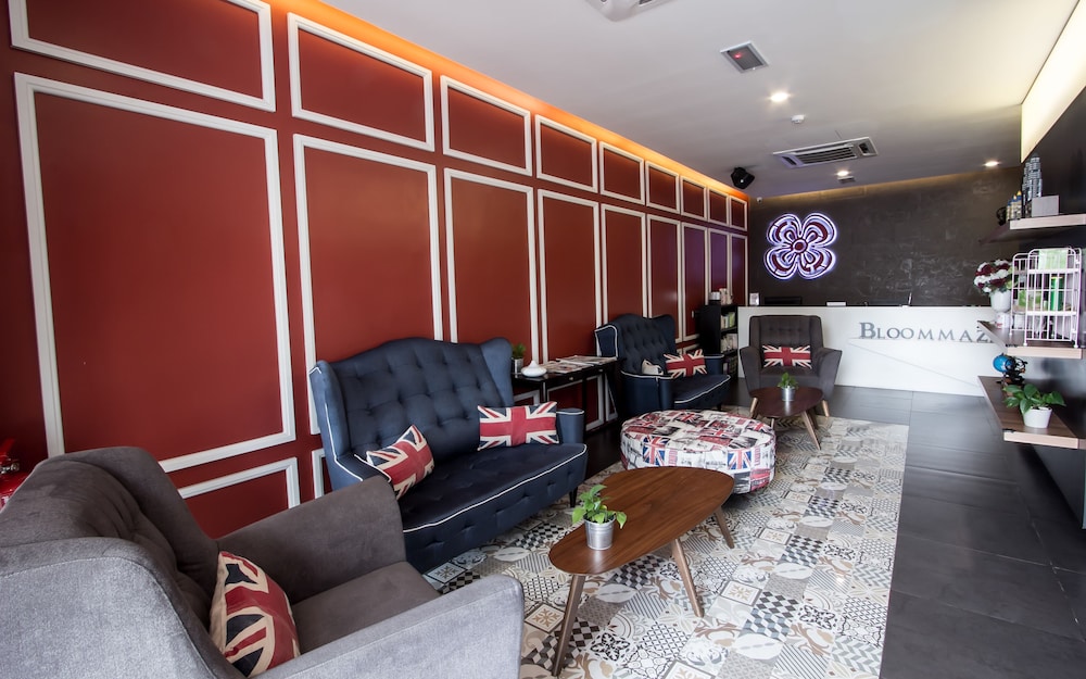 bloommaze boutique hotel