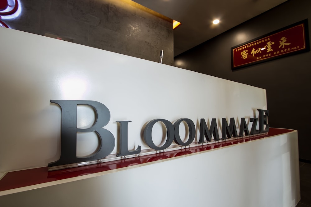bloommaze boutique hotel