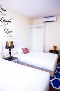Ty Hotel,Near Sultan Ismail Nasiruddin Shah Stadium,2 star