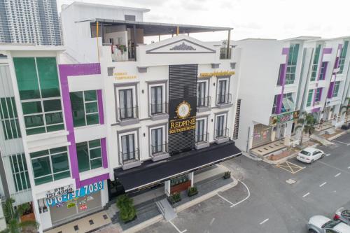 redpine boutique hotel
