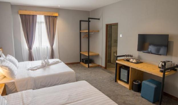 redpine boutique hotel