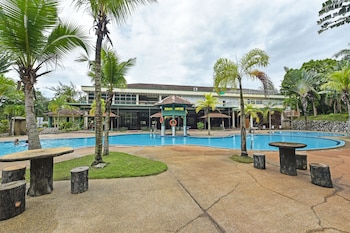teluk batik holiday apartment