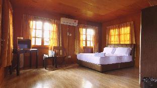 borneo tree house