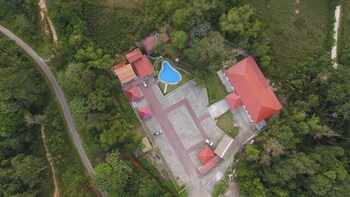 Borneo Tree House,Sabah>>Kota Kinabalu,3 star