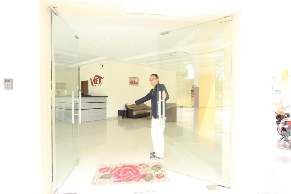 veer hotel