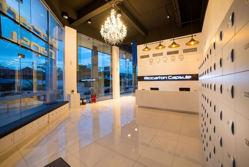 riccarton capsule hotel