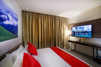 riccarton capsule hotel