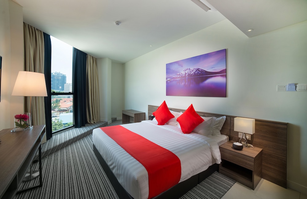 riccarton capsule hotel