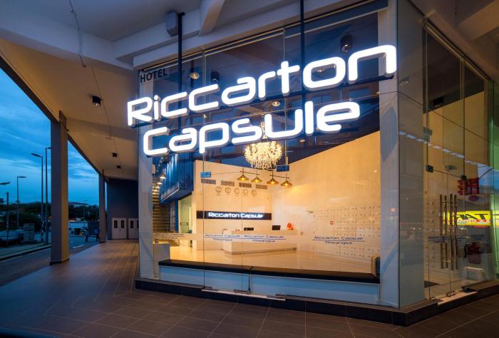 riccarton capsule hotel