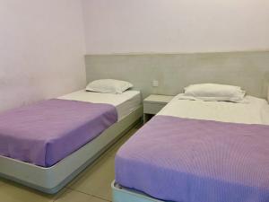 lavender riverside hotel