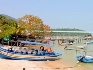 capital o 91094 hotel and chalet sportfishing