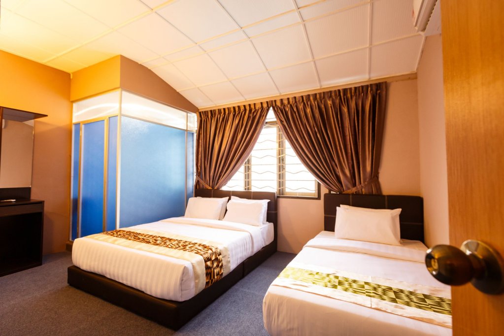 rainforest budget stay