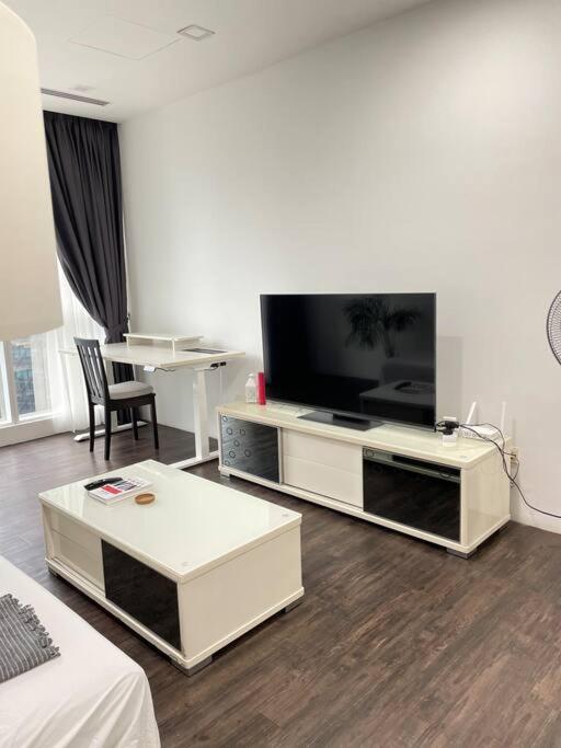 binjai 8 klcc premium soho