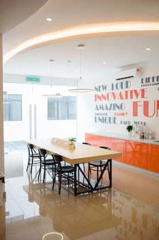 1 orange hotel klia and klia2