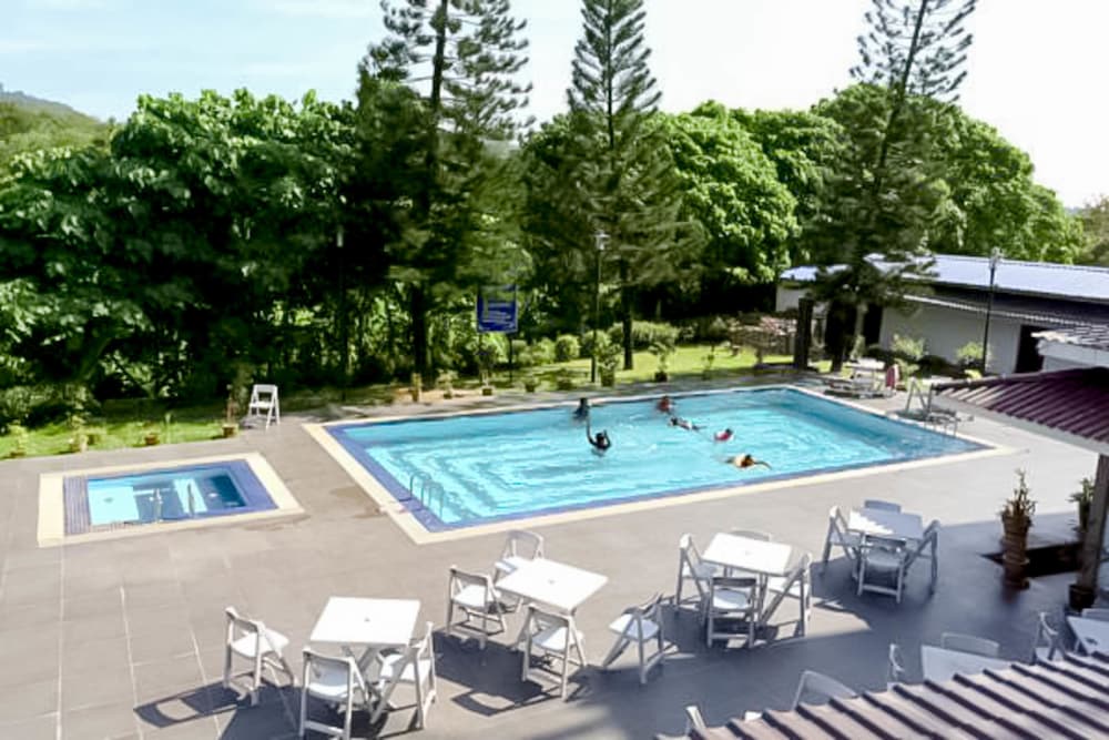 hotel myangkasa akademi and resort