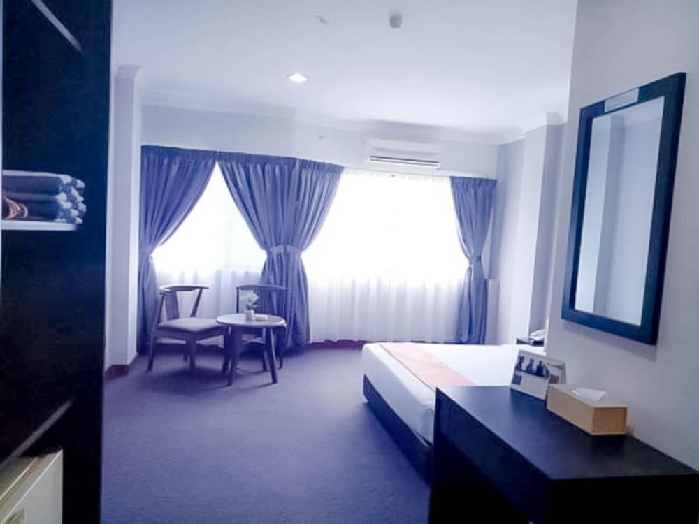 hotel myangkasa akademi and resort