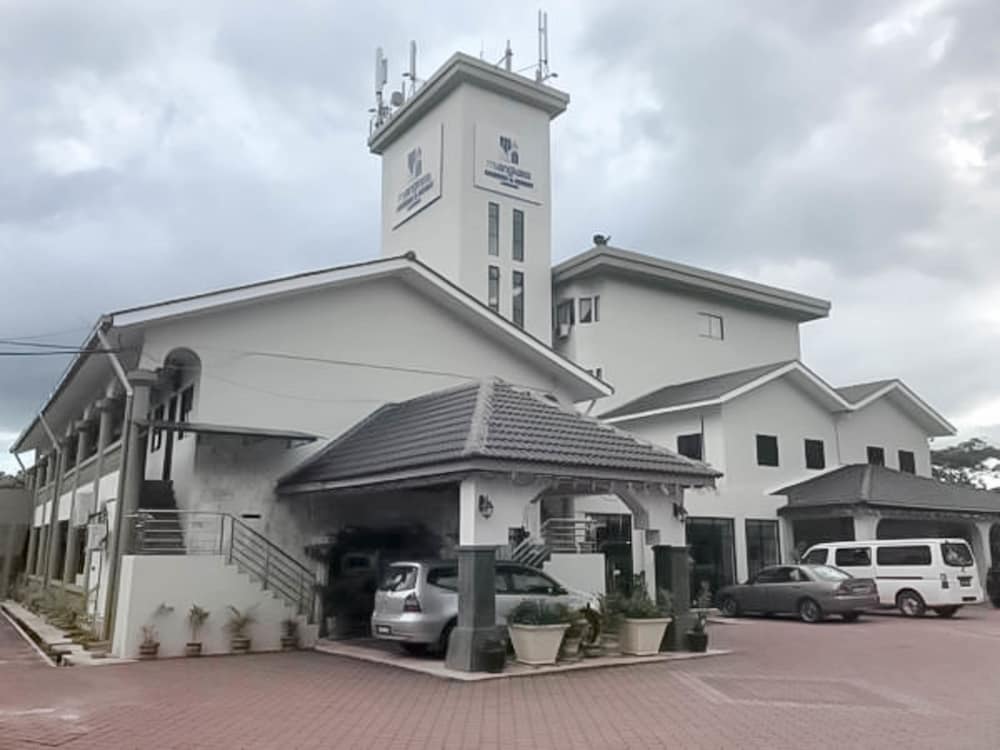 hotel myangkasa akademi and resort