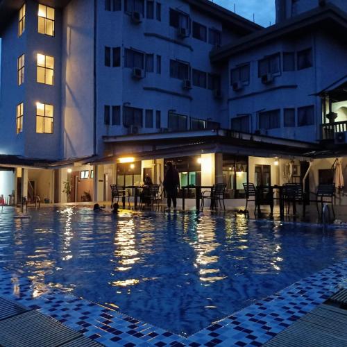 hotel myangkasa akademi and resort