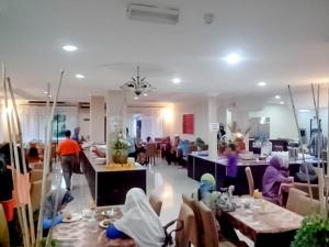 hotel myangkasa akademi and resort