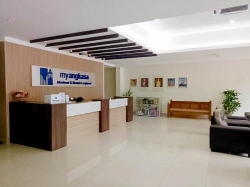 Hotel Myangkasa Akademi & Resort,Langkawi>>Kuah,3 star