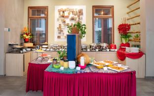 treasures hotel and suites