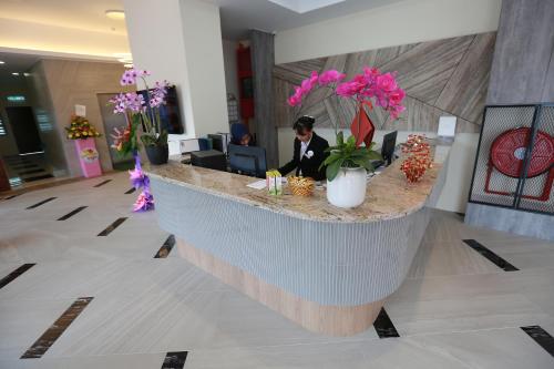 pantai regal hotel