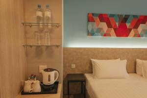 oyo townhouse selayang formerly rhr hotel