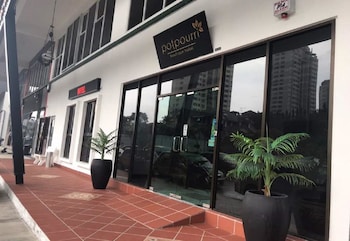 potpourri boutique hotel