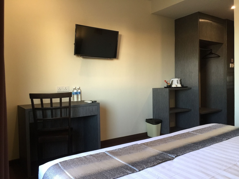 check inn hotel tawau