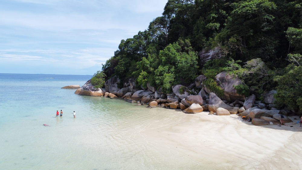 pulau perhentian besar