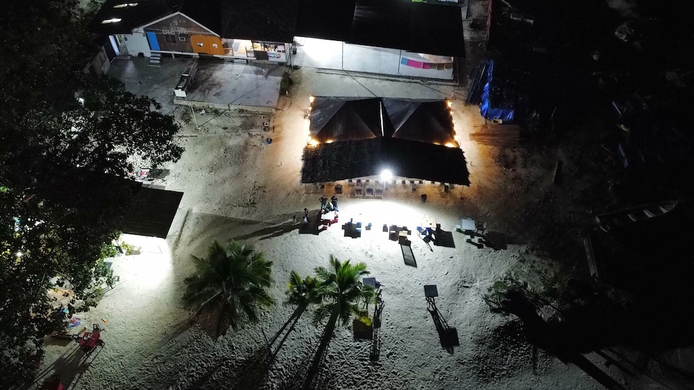 pulau perhentian besar