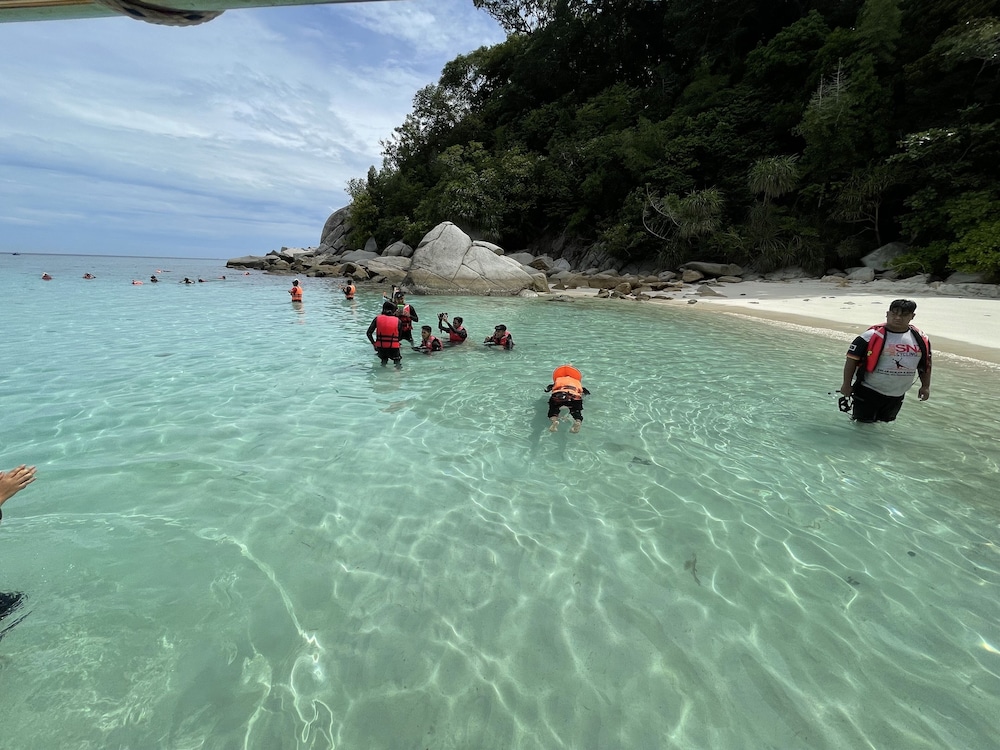pulau perhentian besar