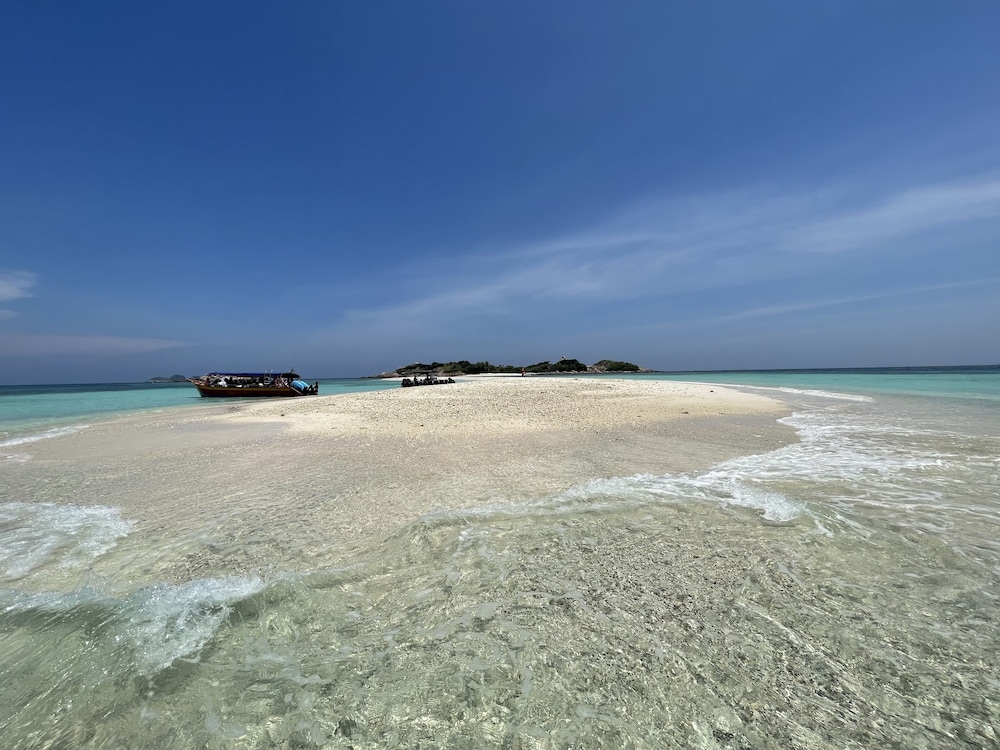 pulau perhentian besar