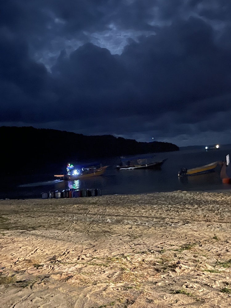 pulau perhentian besar