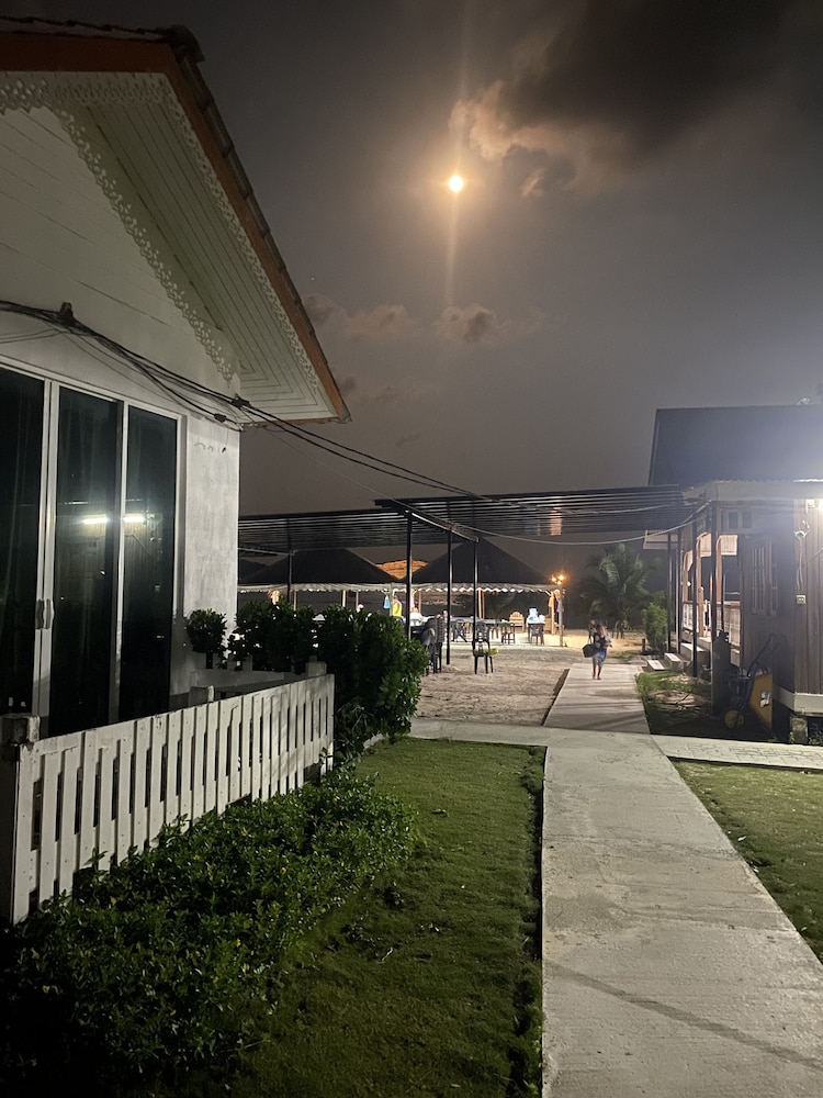 pulau perhentian besar