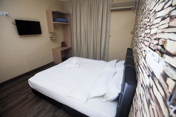 natol motel l a adults only