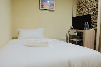 Natol Motel L.A (Adults Only),Near Vivacity Megamall,3 star