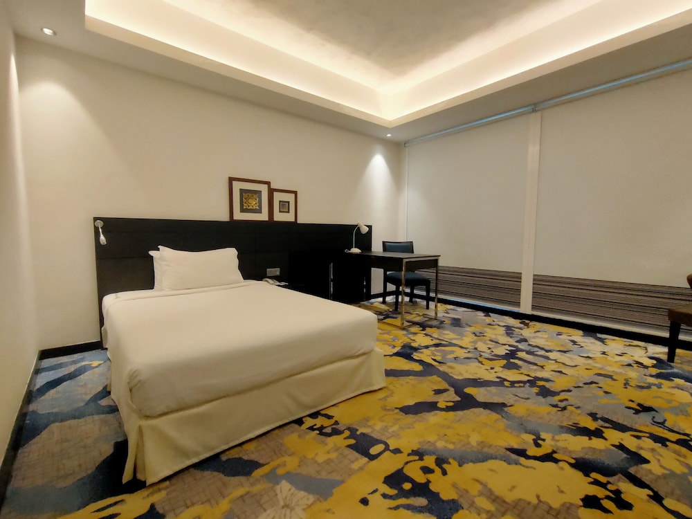 bespoke hotel puchong