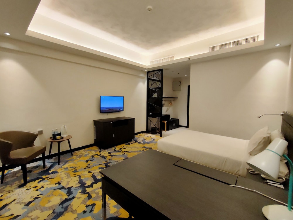 bespoke hotel puchong