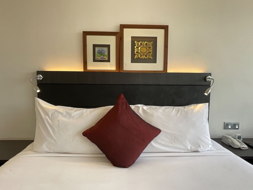 bespoke hotel puchong