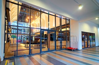 bespoke hotel puchong