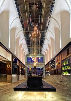 bespoke hotel puchong