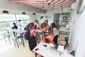 seaview capsule hotel