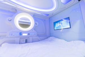 seaview capsule hotel