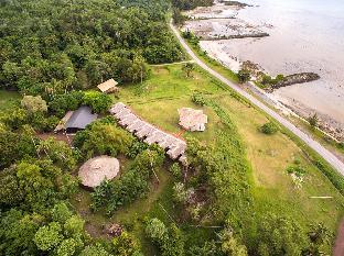 9 huts on a hill