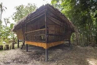 9 huts on a hill