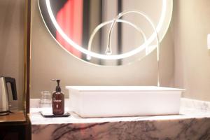 mov hotel kuala lumpur